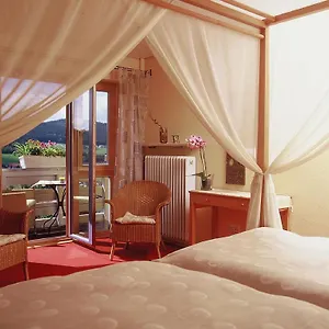  Apartment Haus Farbenklang